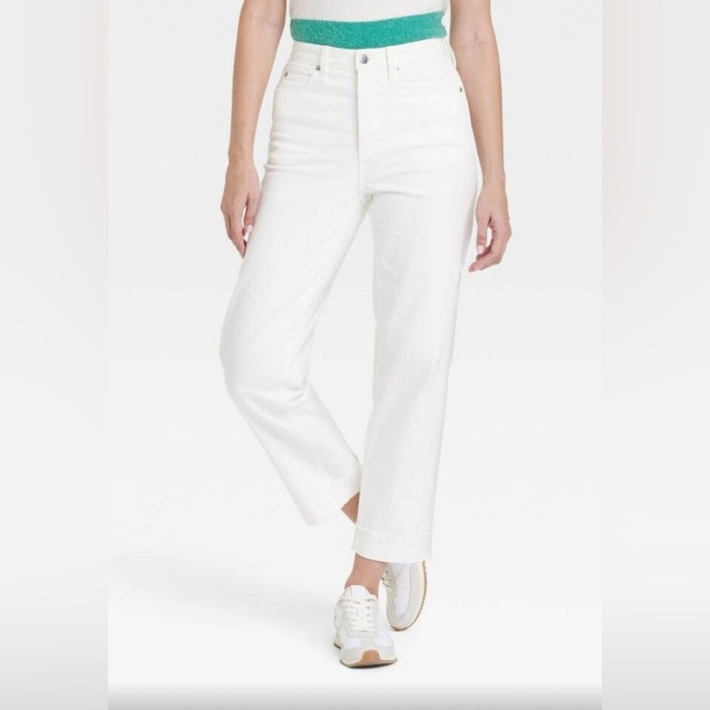 NWT Universal Thread Straight Ankle Jeans